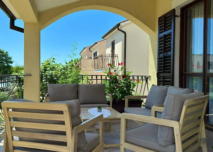 Ostrea *** Apartment